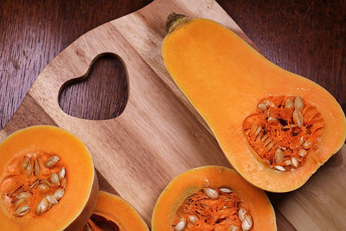 Butternut squash is a staple in many summer gardens. (The Grow Netowrk)