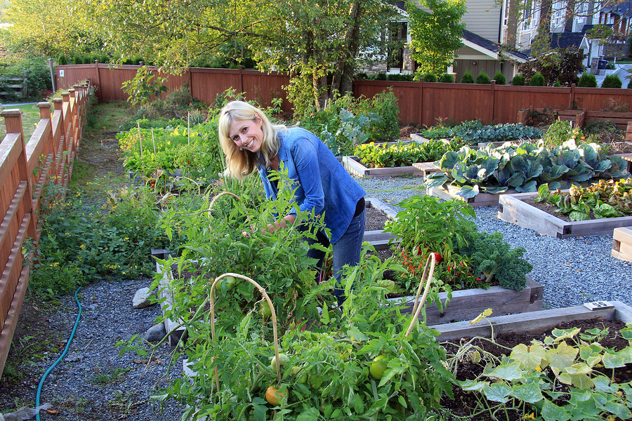 happy-and-healthy-woman-working-in-her-garden