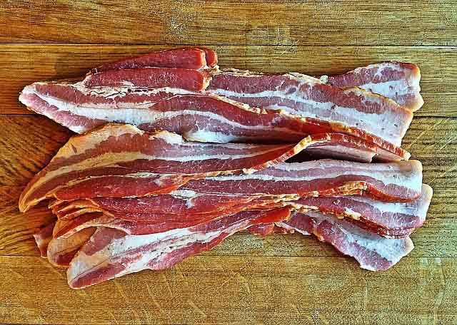 Hog Processing Bacon 13June18 Web