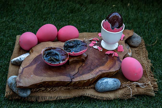 5 ways to preserve fresh eggs. These are century eggs. (The Grow Network)